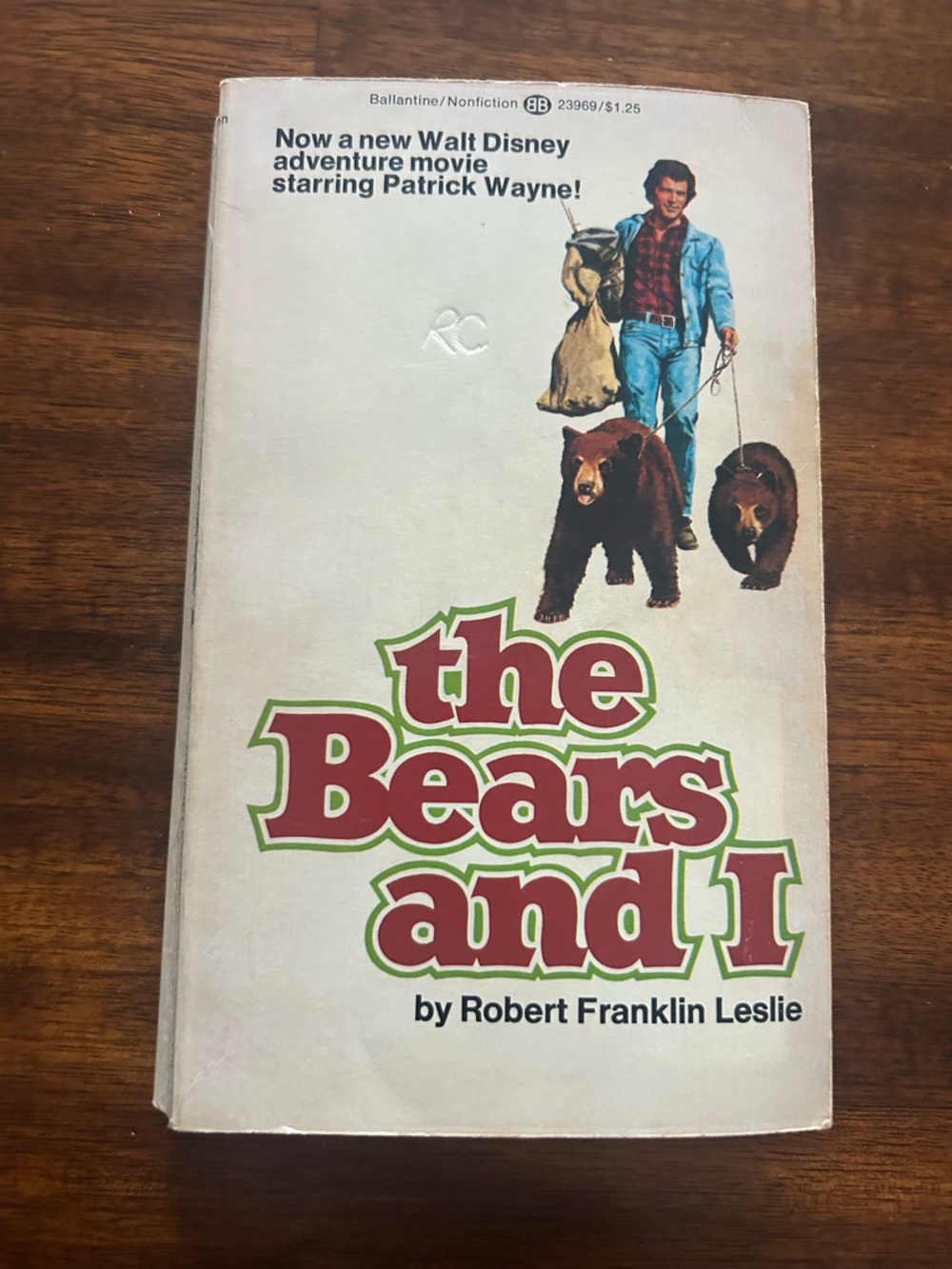 ✨ 4/$25 – Vintage 1970s The Bears and I Robert Leslie Nature Memoir Book